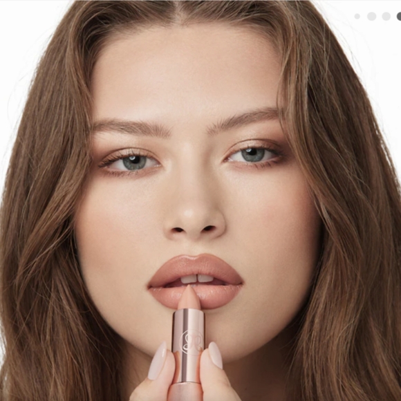 Anastasia Beverly Hills SATIN Lipstick 💄"Peach Bud" - Picture 8 of 8